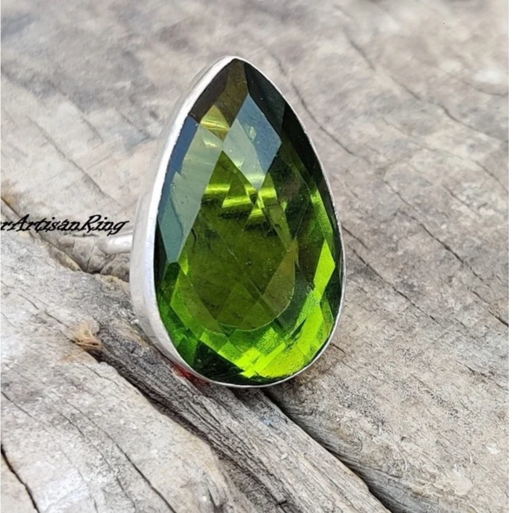 Peridot ring